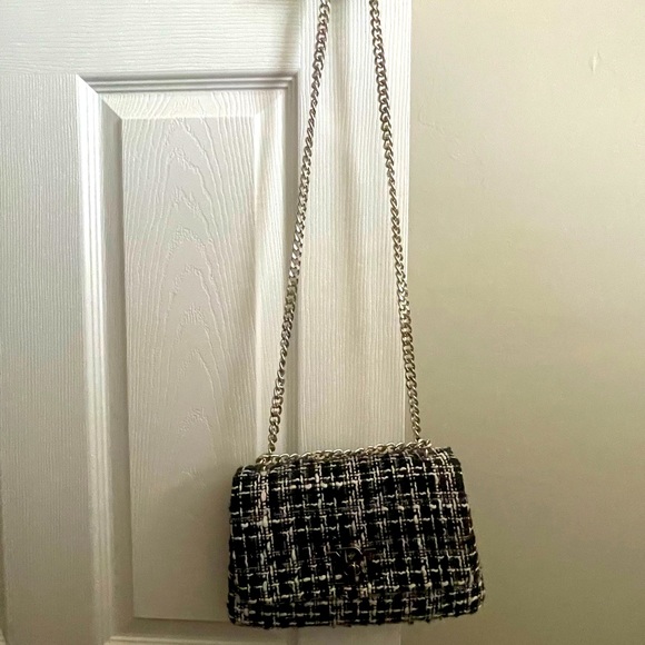 SOLD! NWT Badgley Mischka Crossbody Purse - Picture 4 of 7